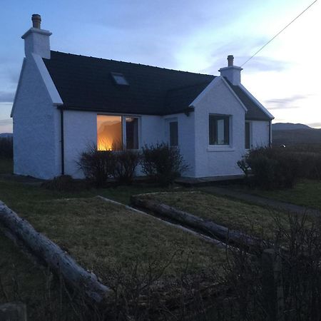Amber'S Cottage Staffin Kültér fotó