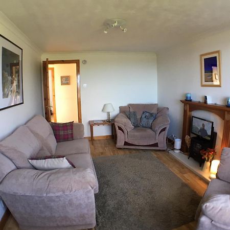 Amber'S Cottage Staffin Kültér fotó